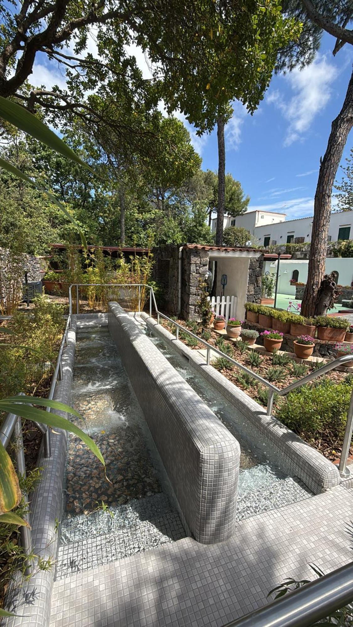 Hotel Pineta Ischia Exterior photo