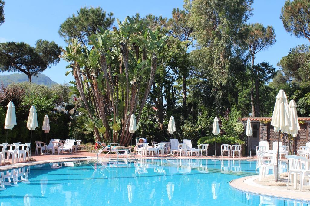 Hotel Pineta Ischia Exterior photo